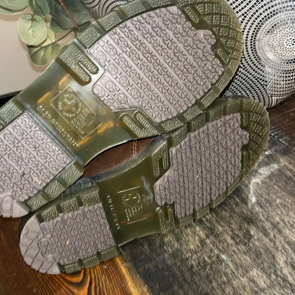 Dr. Martens Dark Brown Leather Boots NWOT - Picture 8 of 12